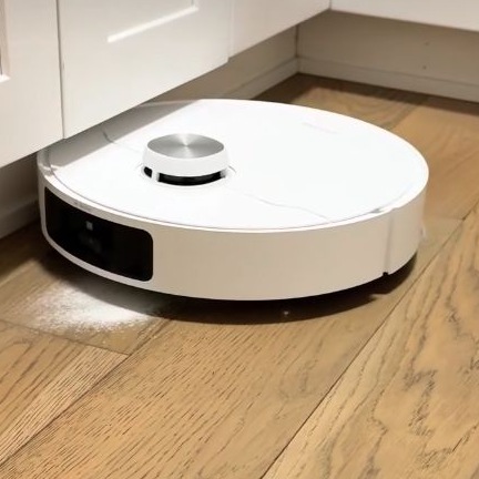 Dreame L40 Ultra on a wood floor, from a Mother’s Day creator collaboration